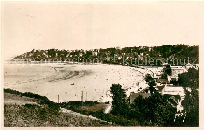Perros-Guirec La plage de Trestraou a maree basse