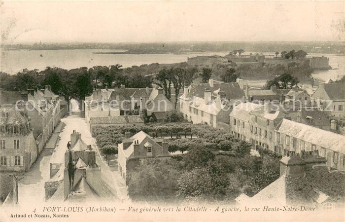 Port-Louis Vue generale vers la Citadelle A gauche la rue Haute Notre Dame