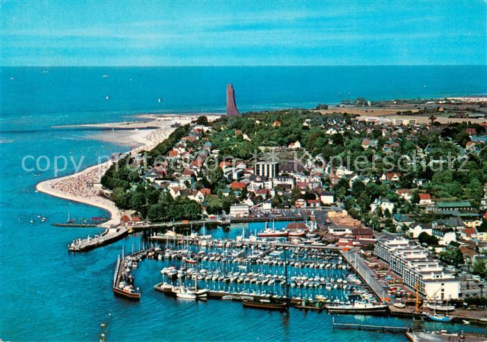 Laboe Fliegeraufnahme mit Yachthafen und Marine Ehrenmal