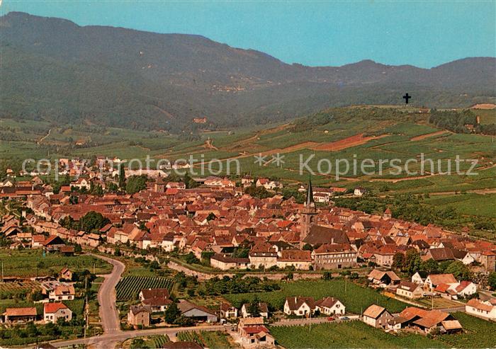 Bergheim Elsass Grosses Winzerdorf mit Festungsmauern Fliegeraufnahme