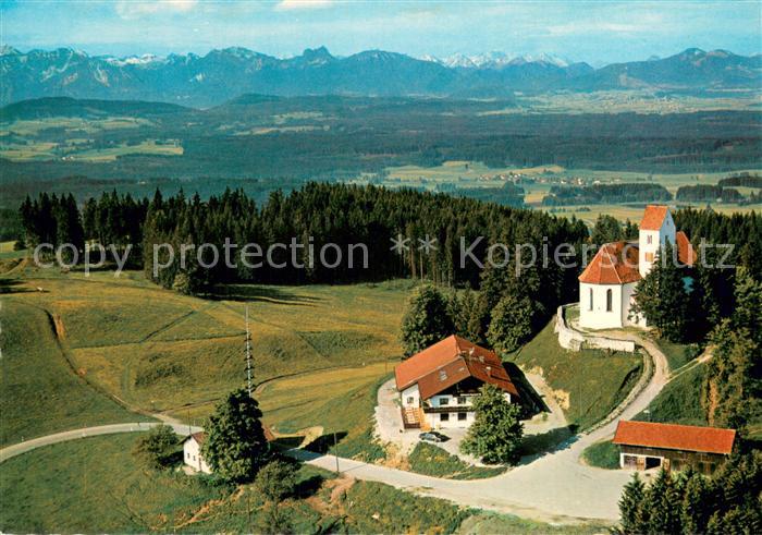 Bernbeuren Fliegeraufnahme mit Gasthof Auerberg und Kirche