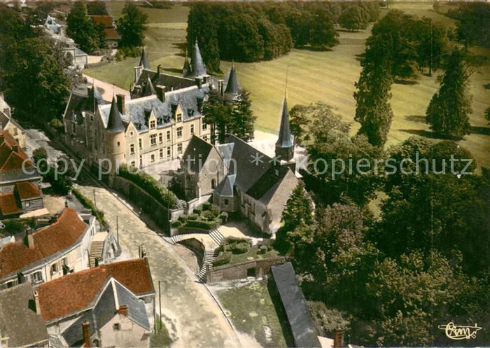 Beaumont-les-Autels Le Chateau et l’Eglise Vue aerienne