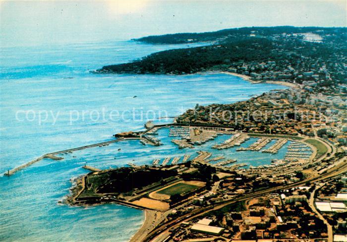 Antibes Alpes Maritimes Vue aerienne sur le port