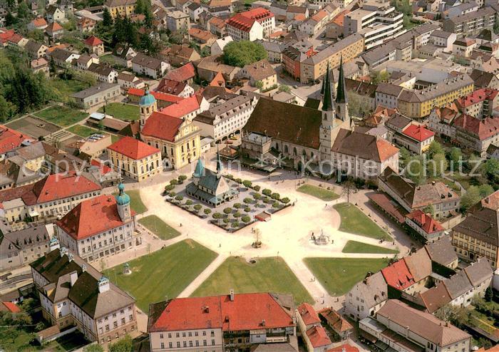Altoetting Kapellplatz Zentrum Fliegeraufnahme