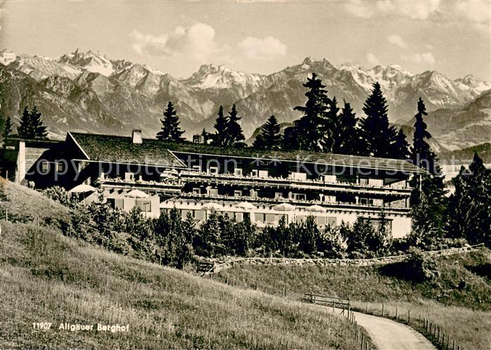Sonthofen Oberallgaeu Allgaeuer Berghof mit Alpe Eck Allgaeuer Alpen