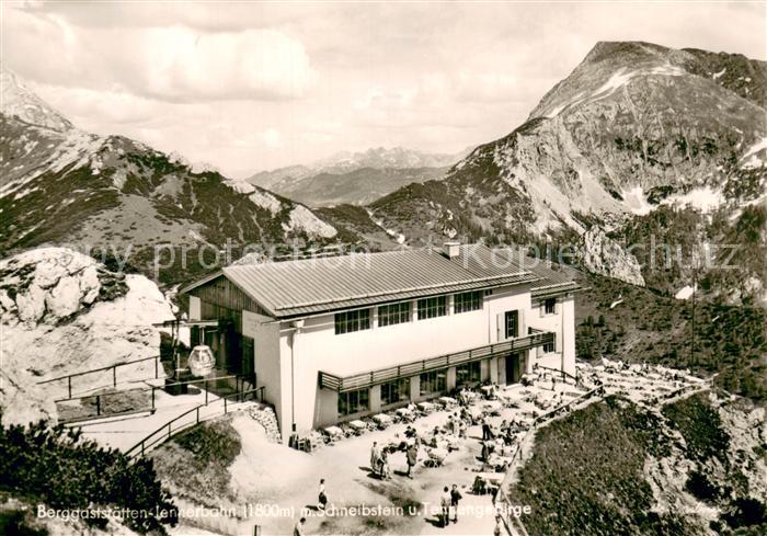 Koenigssee Berggaststaetten Jennerbahn mit Schneibstein und Tennengebirge