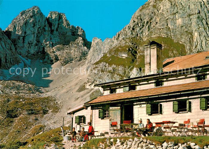 Ehrwald Tirol Coburger Huette mit Gruenstein