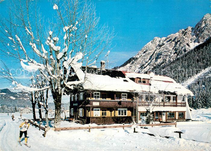 Oberstdorf Berggasthof Anatsstein im Birgsautal Winterlandschaft Allgaeuer Alpen