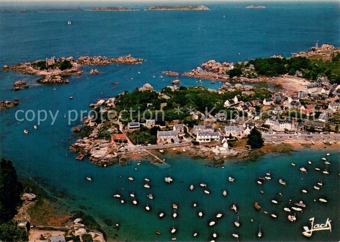 Ploumanach Port Chateau de Costaérès Archipel des Sept-Iles vue aérienne