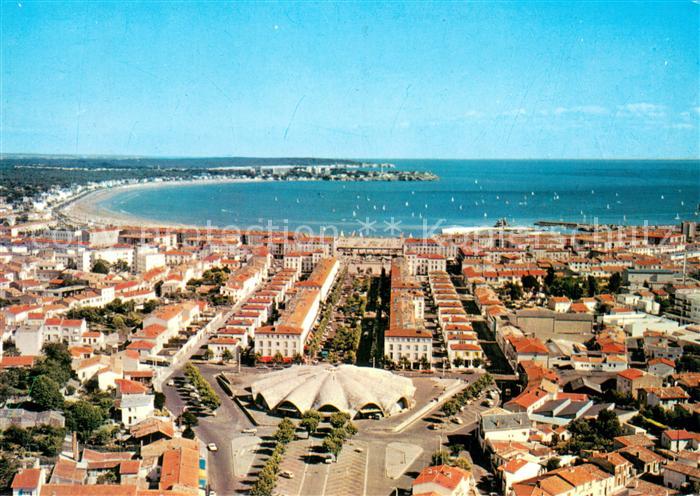 Royan 17 Vue generale et le Marche Couvert