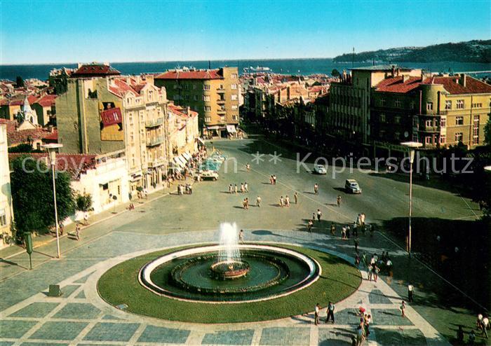 Varna Warna Platz Der 9. September Fontaene