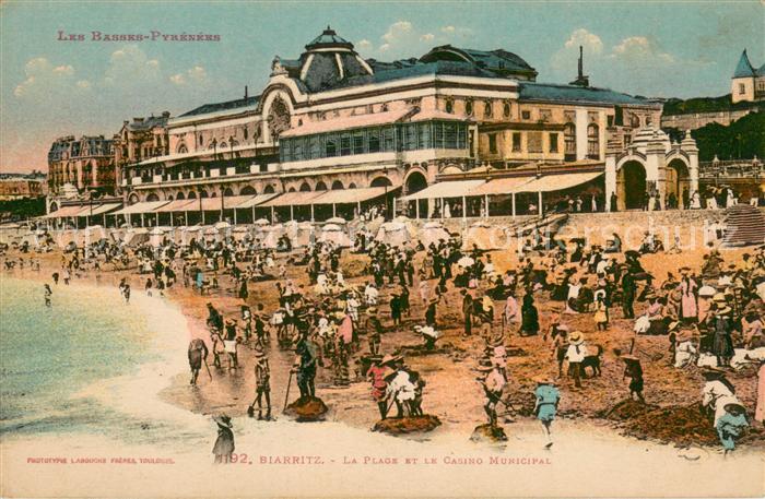 Biarritz Pyrenees Atlantiques La plage et Casino Municipal