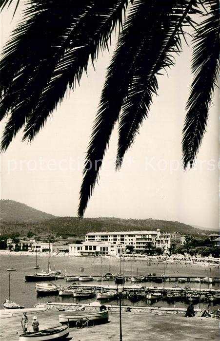Sainte-Maxime-sur-Mer 83 Vue sur le port et la ville