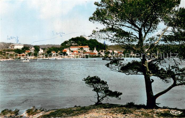 Porquerolles Echappée sur le village