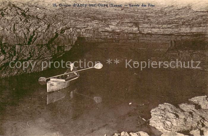 Arcy-sur-Cure Yonne Grotte Lavoir des Fees Bateau