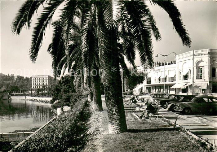 Beaulieu-sur-Mer Végétation exotique et le casino Côte d