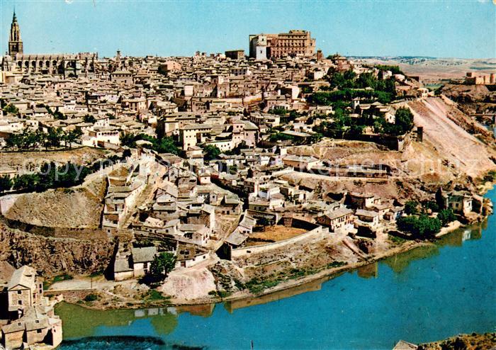 Toledo Castilla-La Mancha Vista parcial y Rio Tajo vista aérea