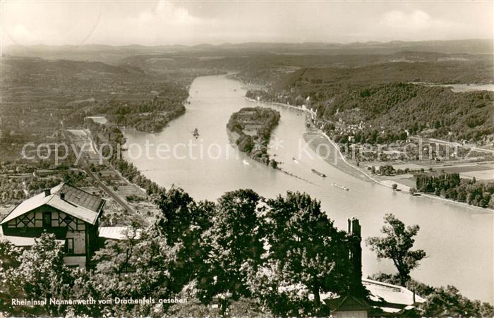 Koenigswinter Rheininsel Nonnenwerth vom Drachenfels gesehen