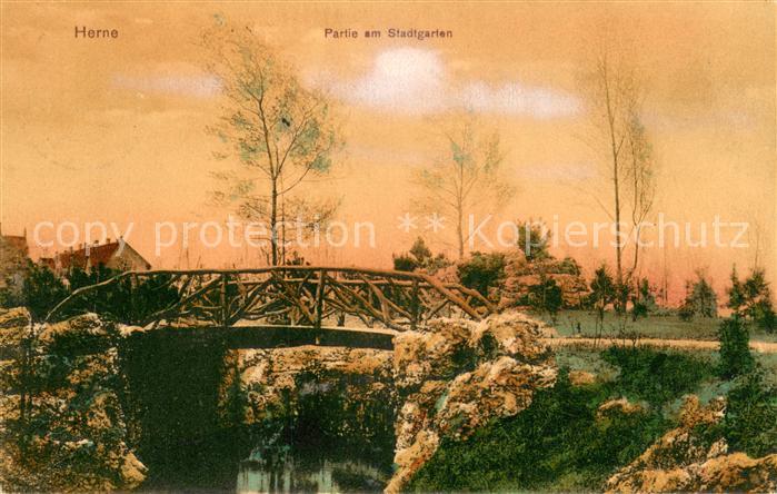 Herne Westfalen Partie am Stadtgarten Holzbruecke