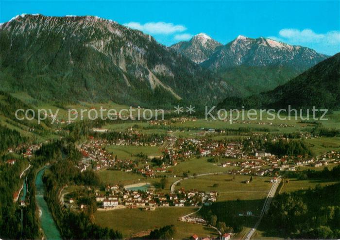 Ruhpolding Bayern Luftkurort Wintersportplatz Bayerische Alpen Fliegeraufnahme
