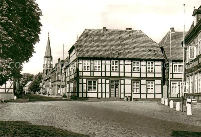 Doemitz Marktplatz Strasse der Nationalen Einheit Fachwerkhaeuser