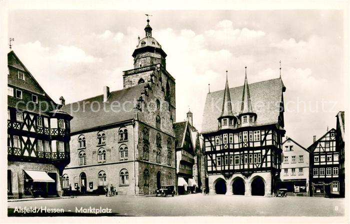Alsfeld Marktplatz Rathaus Historisches Gebaeude Fachwerkhaeuser