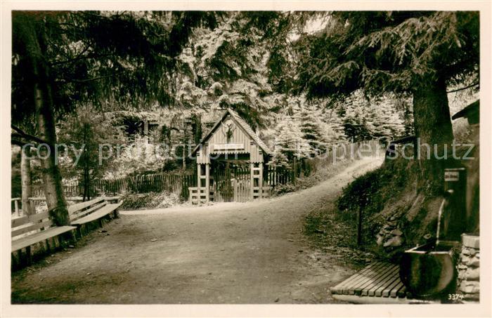 Leutenberg Thueringen Hubertusklause Brunnen