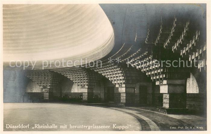 DuessELDORF  CITY Rheinhalle mit heruntergelassener Kuppel