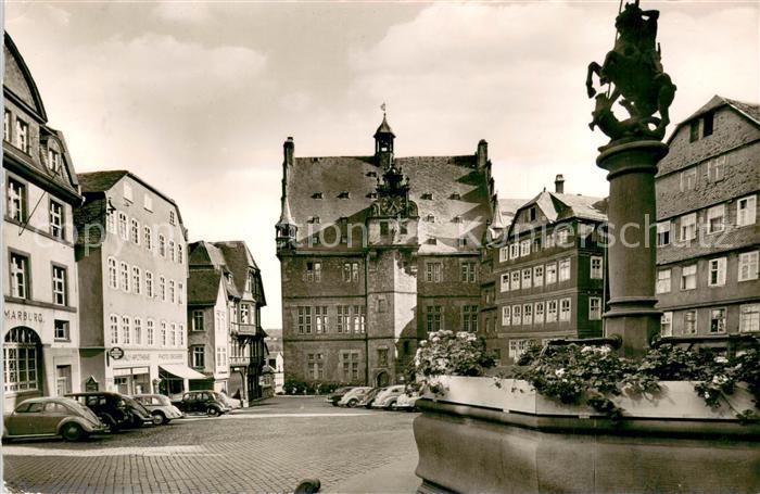 Marburg Lahn Marktplatz mit Brunnen und Rathaus