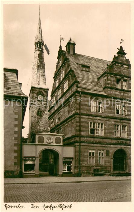 Hameln Weser Hochzeitshaus mit Baeckerscharten