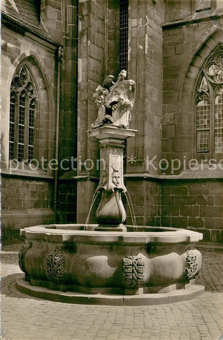 Kaiserslautern Brunnen an der Stiftskirche