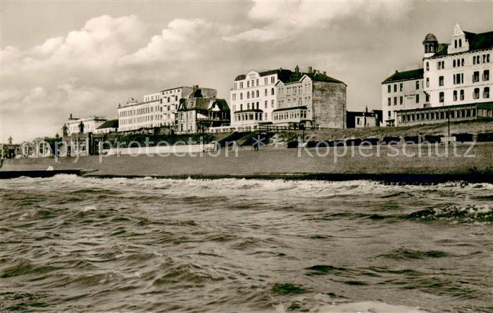BORKUM Nordseebad Niedersachsen Strandpromenade Nordseebad Ansicht vom Meer aus