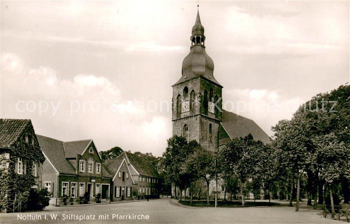 Nottuln Stiftsplatz mit Pfarrkirche