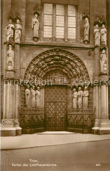 TRIER CITY Portal der Liebfrauenkirche