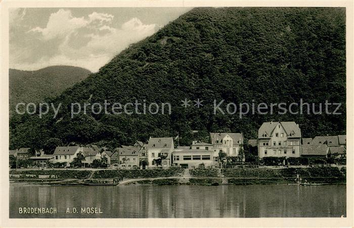 Brodenbach Mosel mit Gasthaeusern Anker und Rebstock