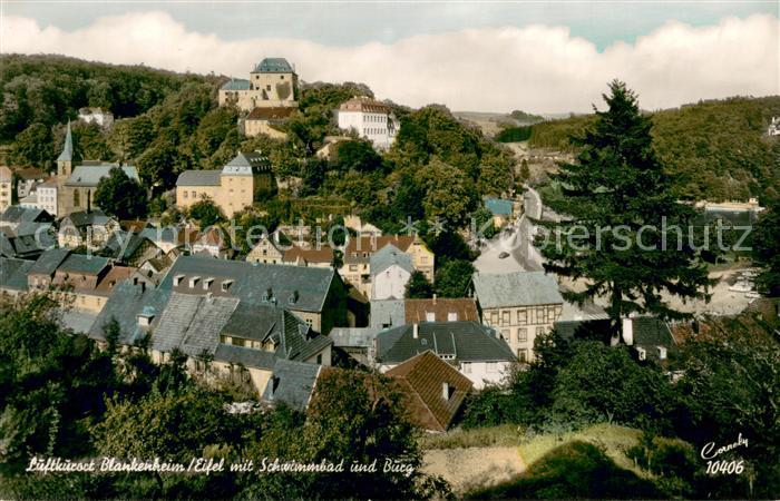 Blankenheim Eifel mit Schwimmbad und Burg