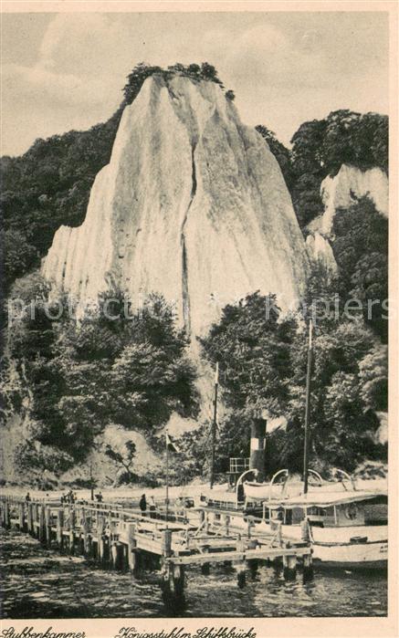 Stubbenkammer Ruegen Koenigsstuhl mit Schiffsbruecke