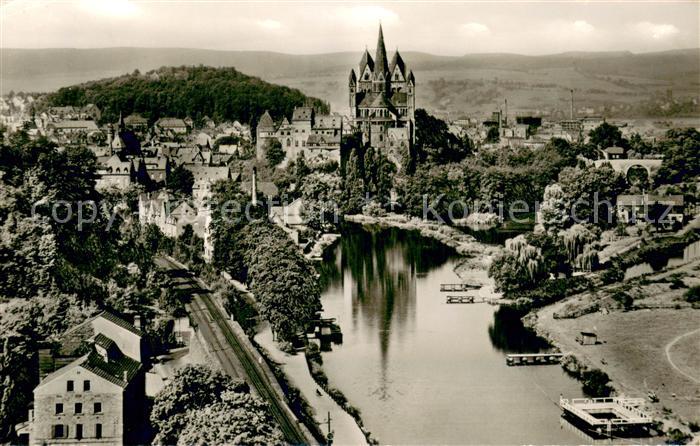 Limburg Lahn Stadtpanorama mit Dom Blick von der Autobahn