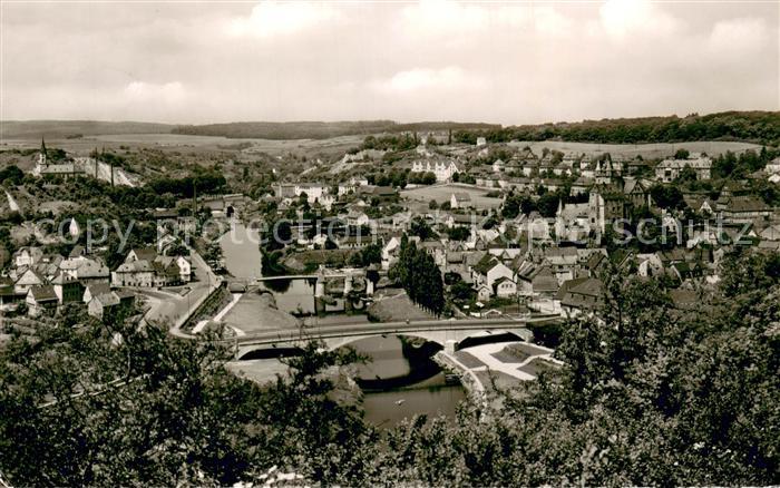 Diez Lahn Panorama mit Blick zum Schloss Lahnbruecke