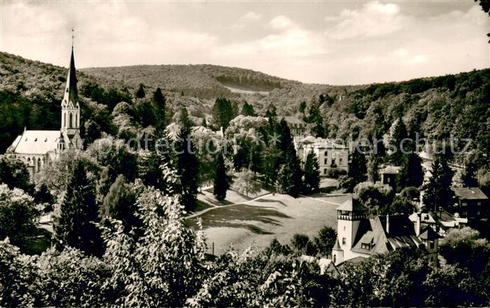 Schlangenbad Taunus Teilansicht mit Kirche