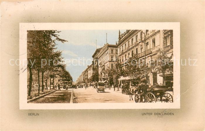 BERLIN CITY Unter den Linden Verkehr Pferdedroschken
