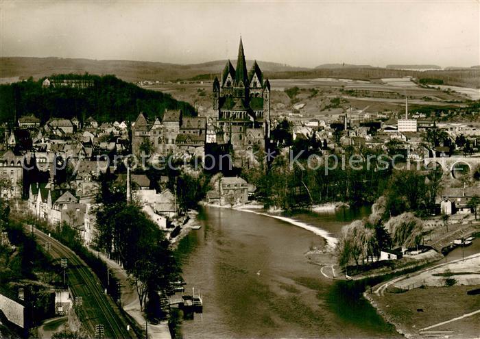 Limburg Lahn Blick von der Autobahnbruecke zum Dom