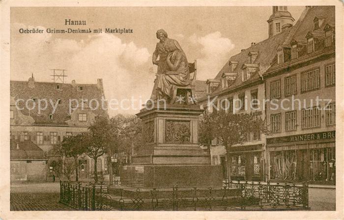 Hanau Main Gebrueder Grimm Denkmal Marktplatz