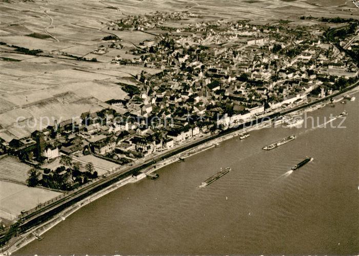 Ruedesheim am Rhein Fliegeraufnahme Gesamtaufnahme Rhein mit Dampfer