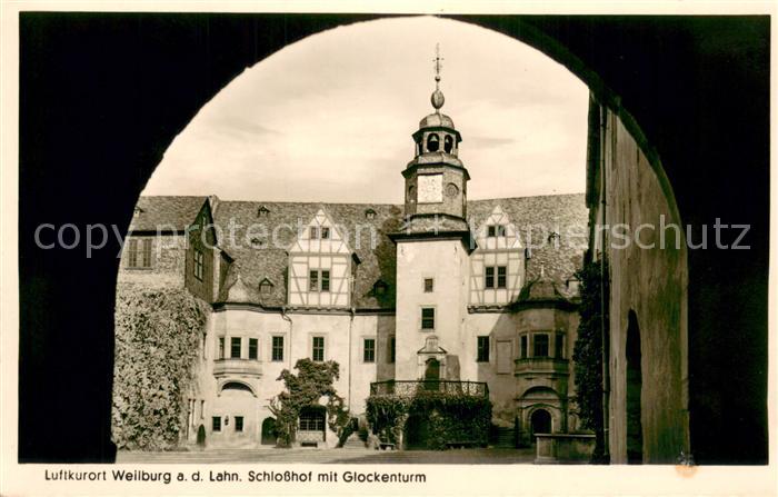 Weilburg Schlosshof mit Glockenturm