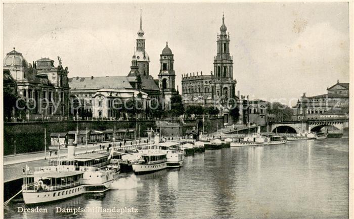 DRESDEN Elbe Dampfschifflandeplatz
