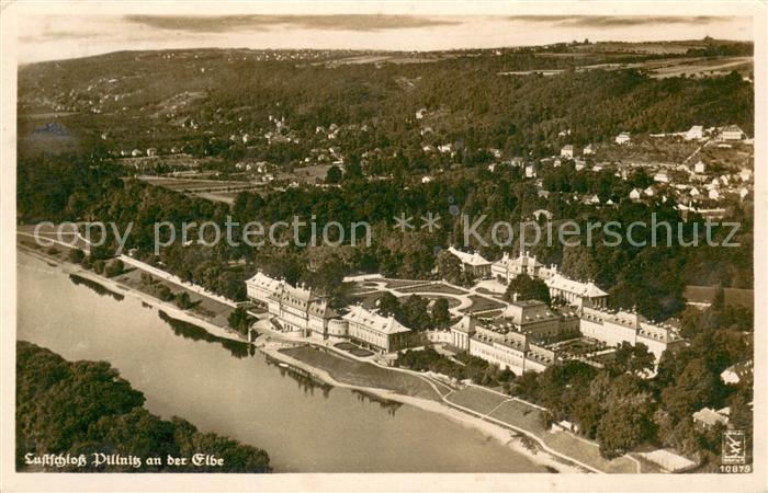 Pillnitz Fliegeraufnahme Schloss Pillnitz an der Elbe