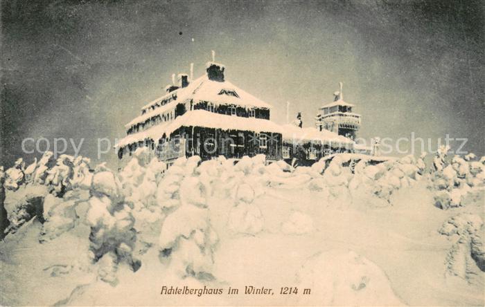 Oberwiesenthal Erzgebirge Fichtelberghaus im Winter
