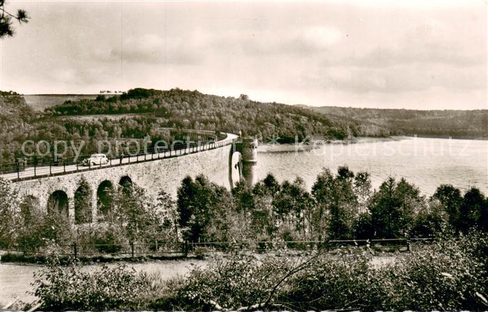 Ennepetal Ennepetalsperre mit Oldtimer auf der Staumauer