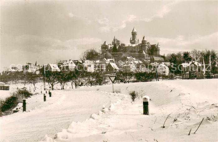 Braunfels Blick vom Muehlengrund Gesamtansicht im Schnee